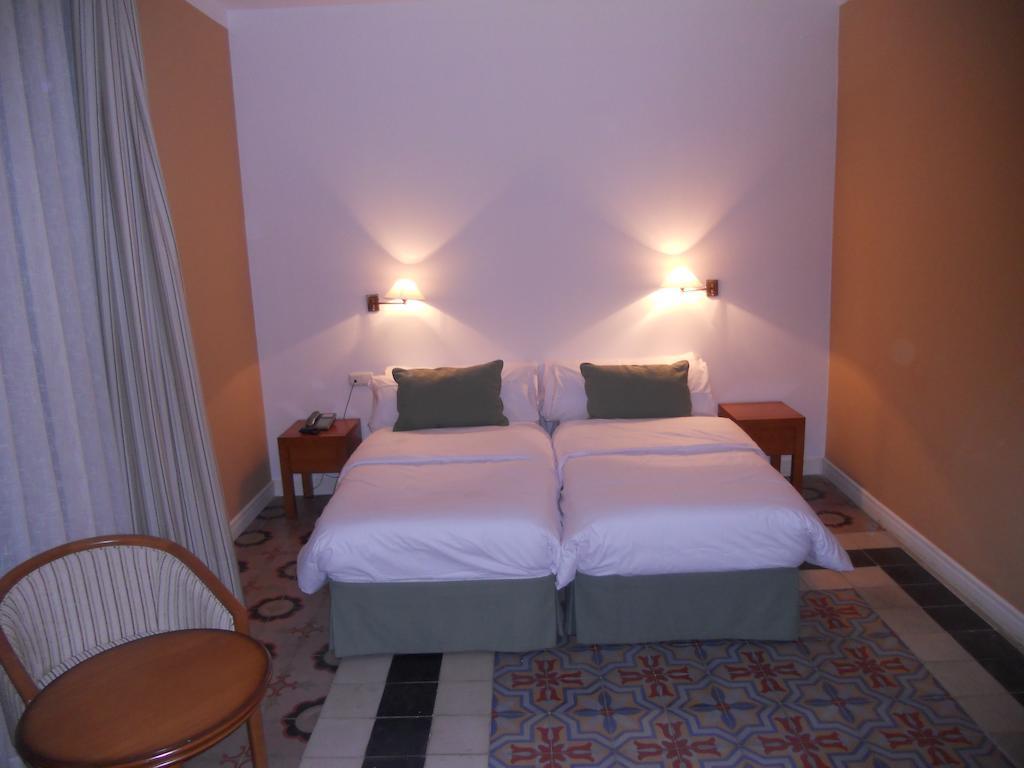 Sumaiya El Palacio Cória Quarto foto